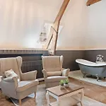 Boetiekhotel Ons Oude Raadhuis Made