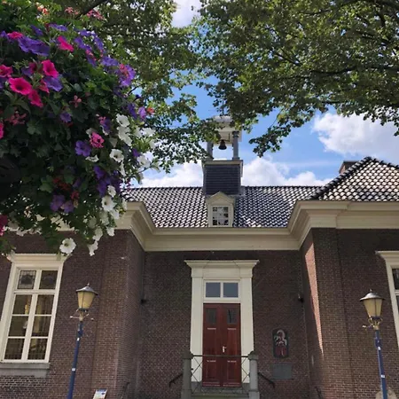 Отель Boetiekhotel Ons Oude Raadhuis